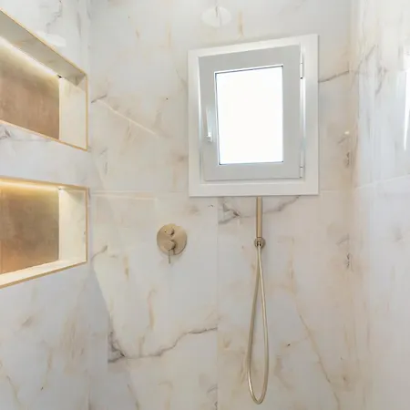 Stathis Dom wakacyjny *