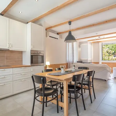 Stathis Holiday home